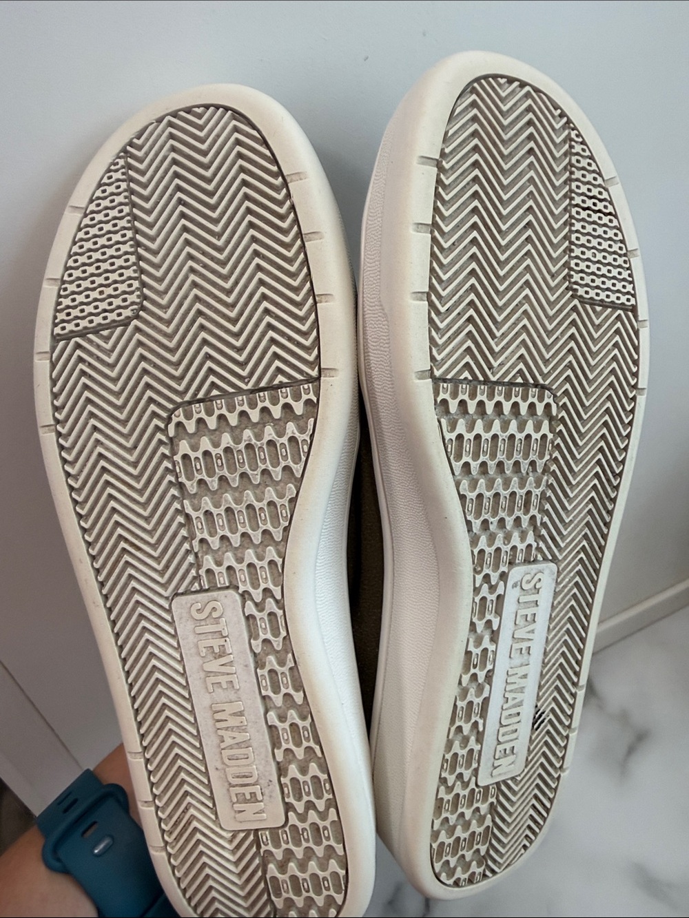 Steve Madden Elexa sneakers green size 6.5 - Picture 8 of 8